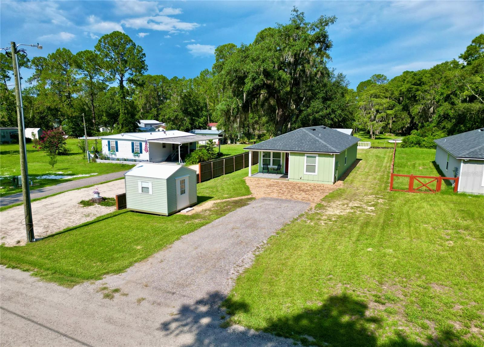 SANTA FE SHORES - Residential