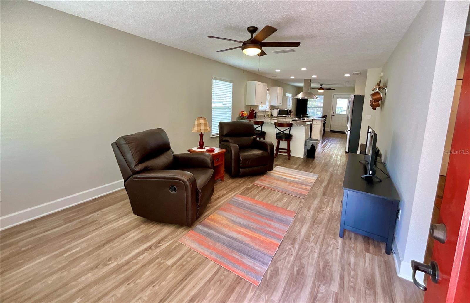 SANTA FE SHORES - Residential