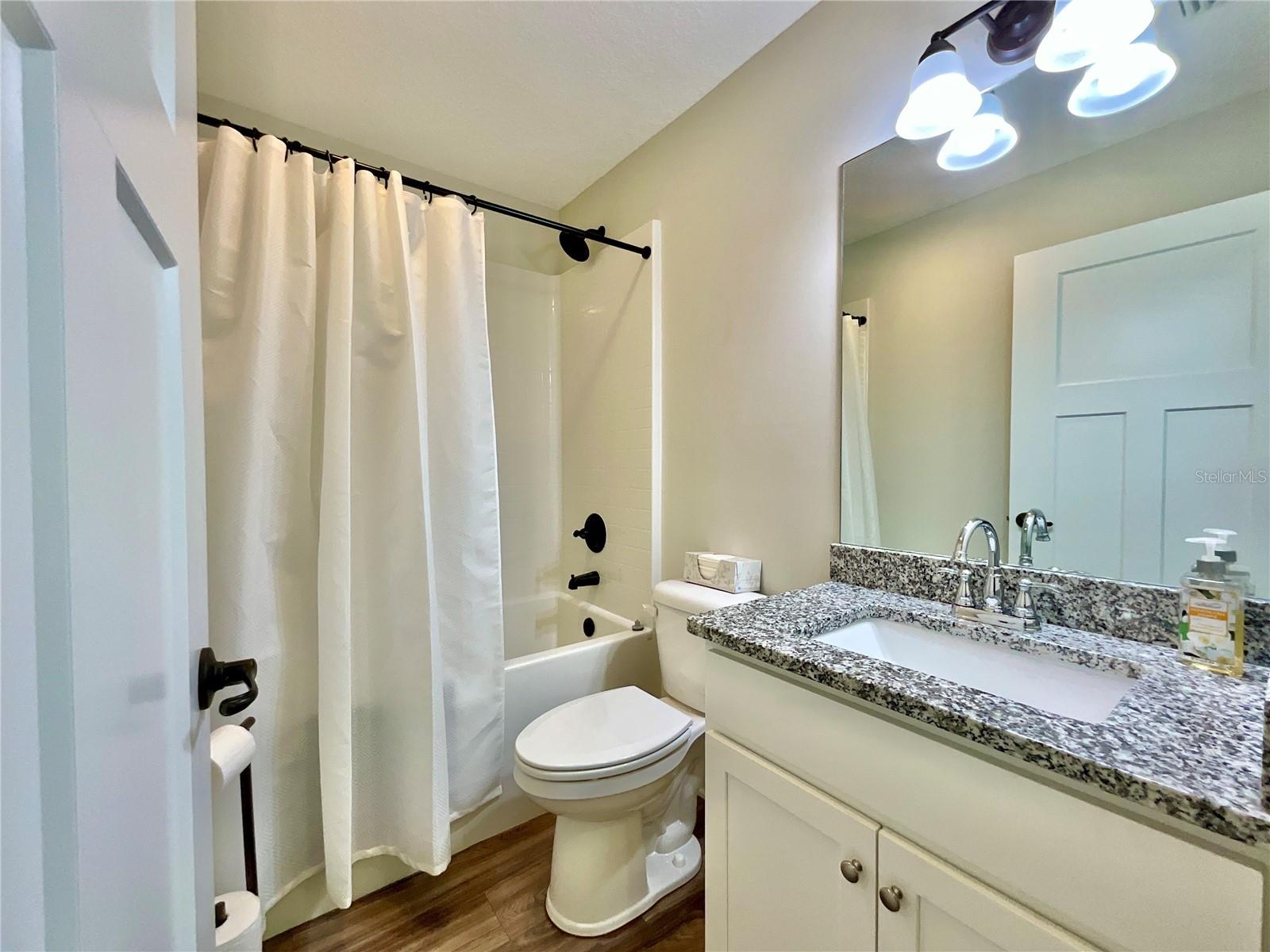 SANTA FE SHORES - Residential