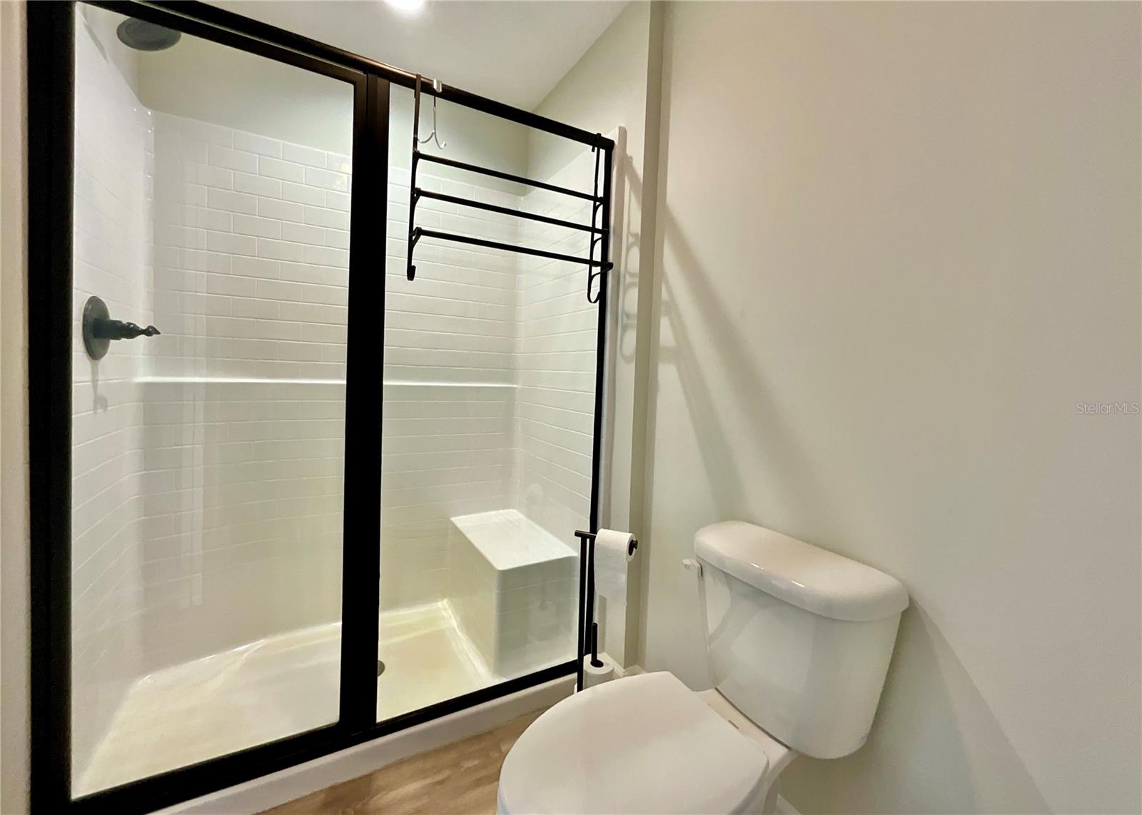 SANTA FE SHORES - Residential