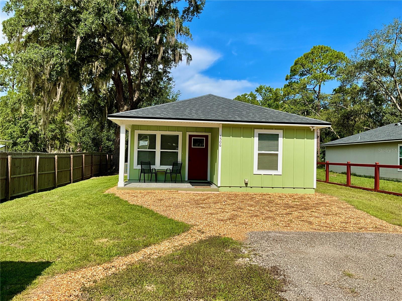 SANTA FE SHORES - Residential