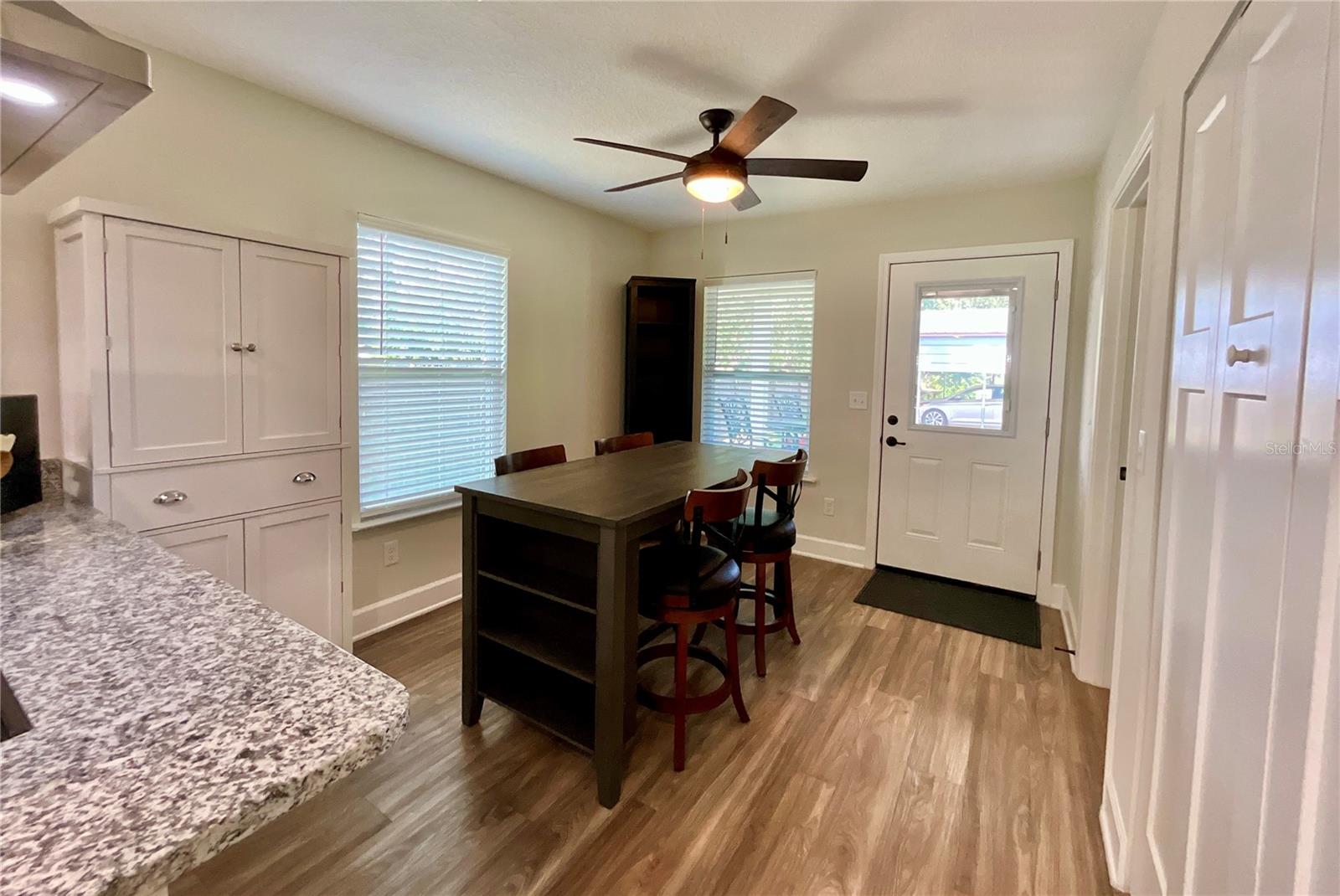 SANTA FE SHORES - Residential