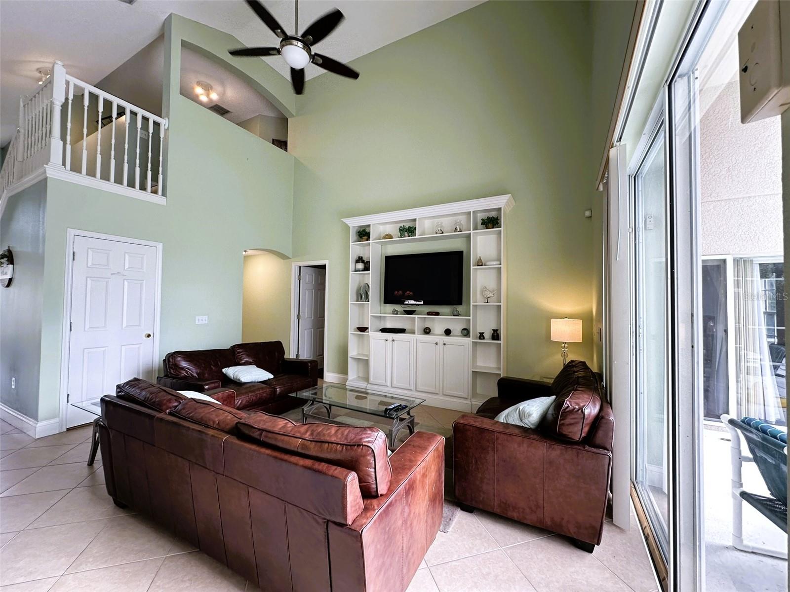 ROLLING HILLS ESTATES UNIT 2 AT FORMOSA GARDENS - Residential