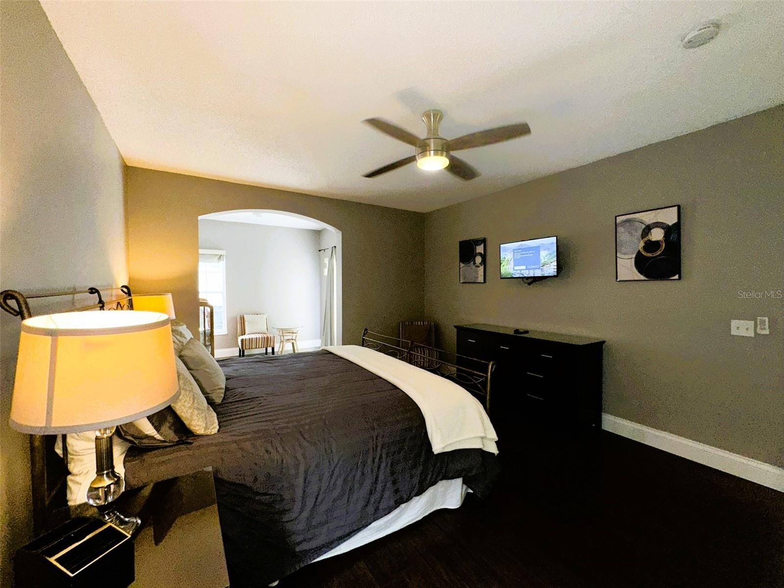 ROLLING HILLS ESTATES UNIT 2 AT FORMOSA GARDENS - Residential