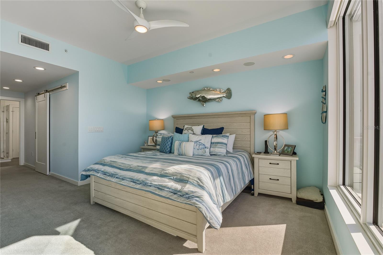 MARINA BAY 880 CONDO - Residential