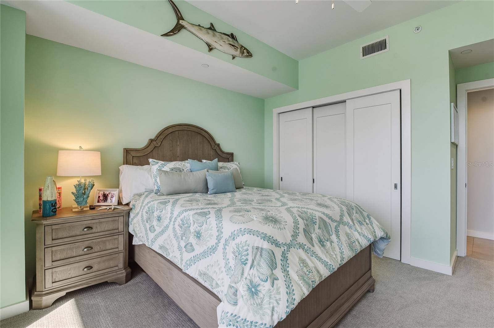 MARINA BAY 880 CONDO - Residential