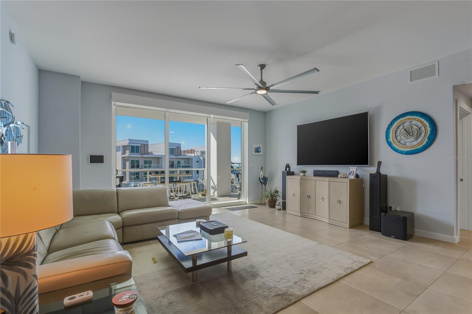 MARINA BAY 880 CONDO - Residential