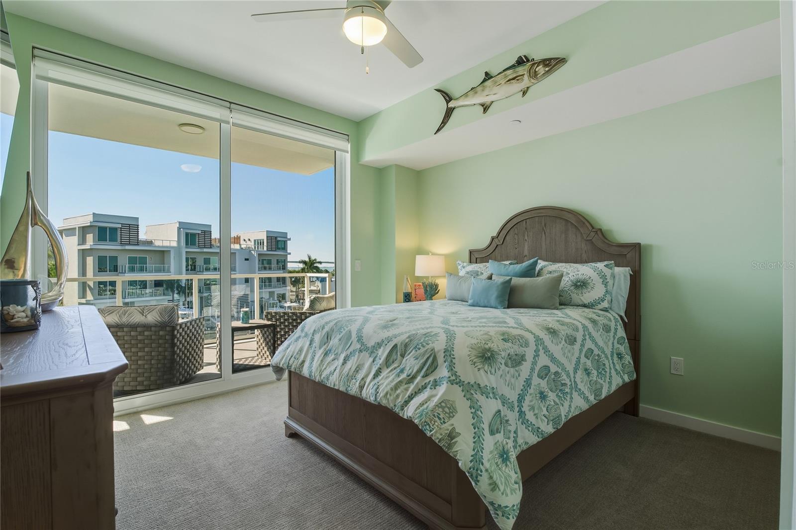 MARINA BAY 880 CONDO - Residential