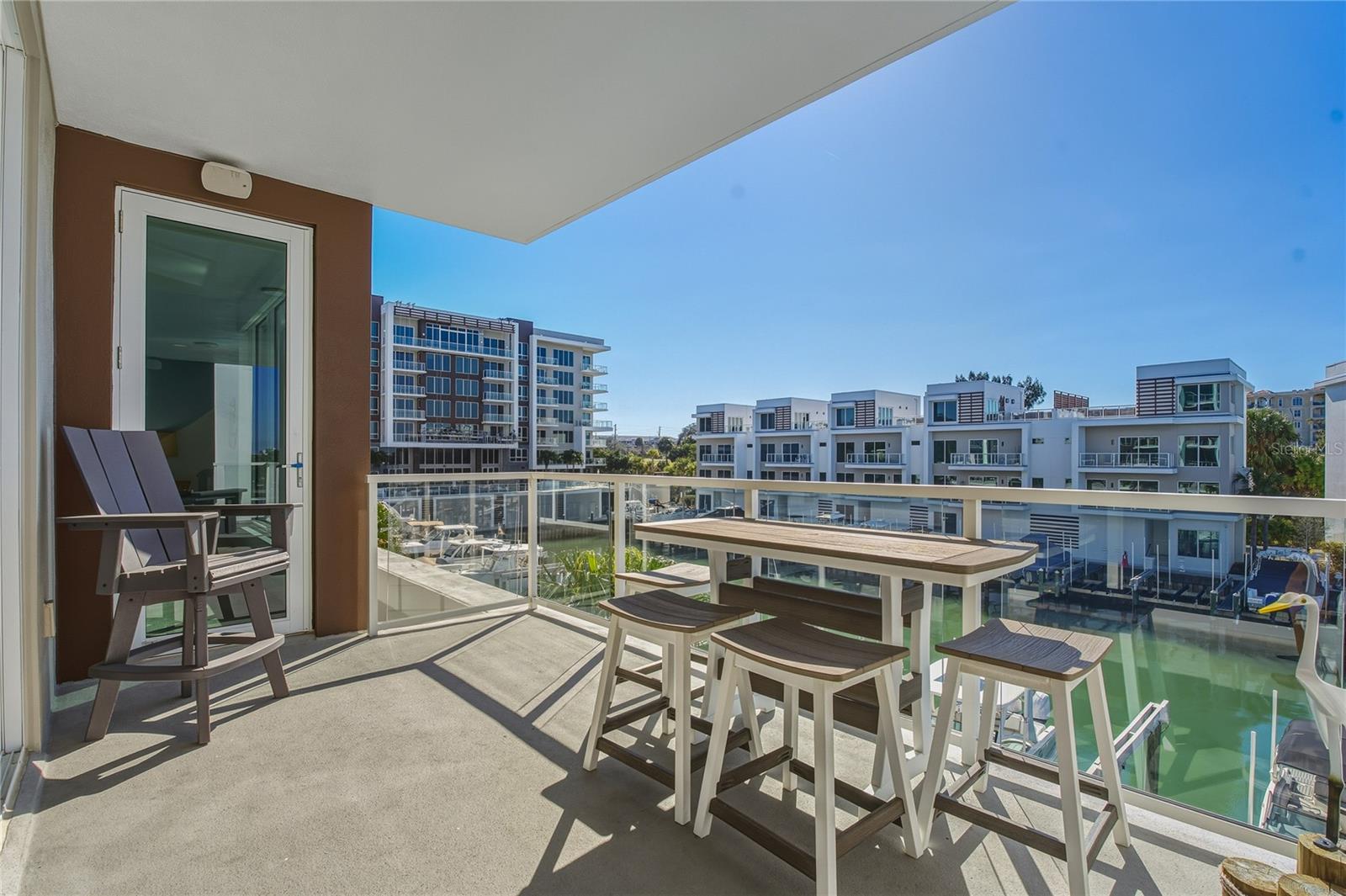 MARINA BAY 880 CONDO - Residential