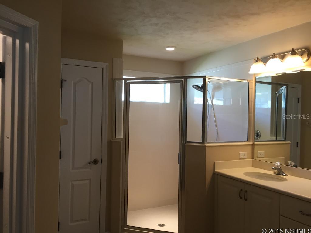 Venetian Bay Ph 1B Unit 01 - Residential Lease