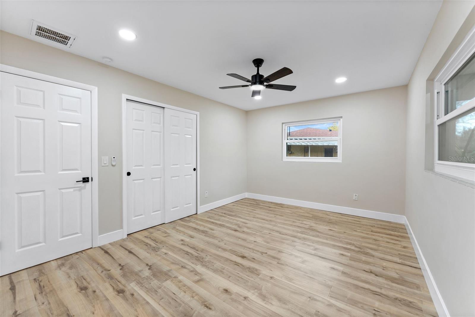 LAWTONS 1ST ADD - Residential