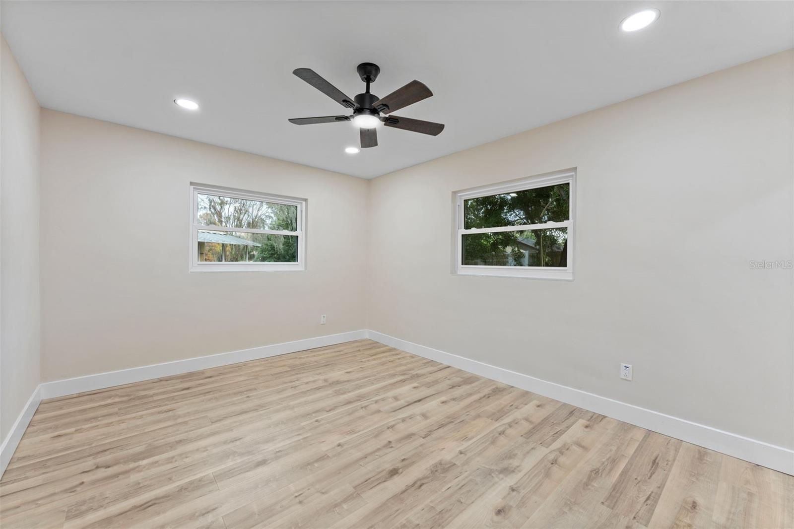 LAWTONS 1ST ADD - Residential