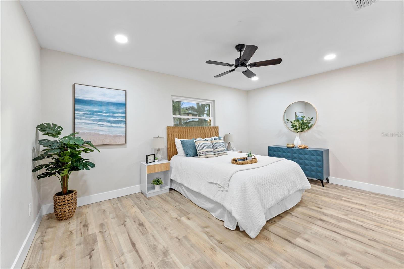 LAWTONS 1ST ADD - Residential