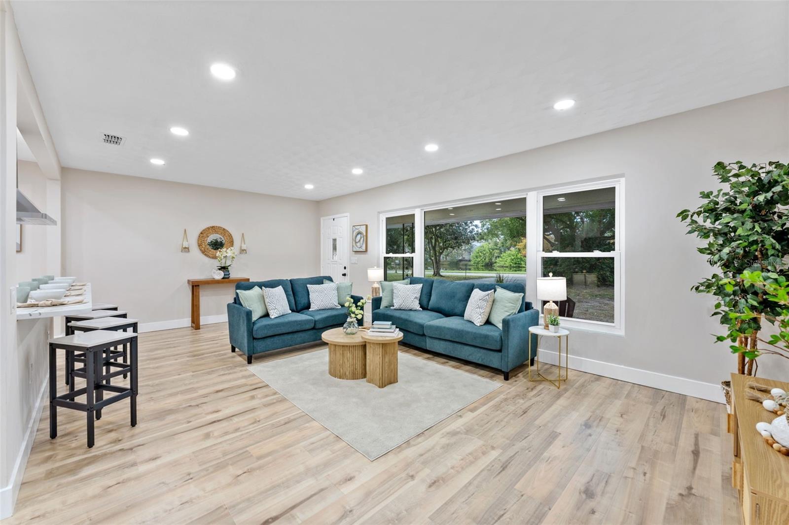 LAWTONS 1ST ADD - Residential