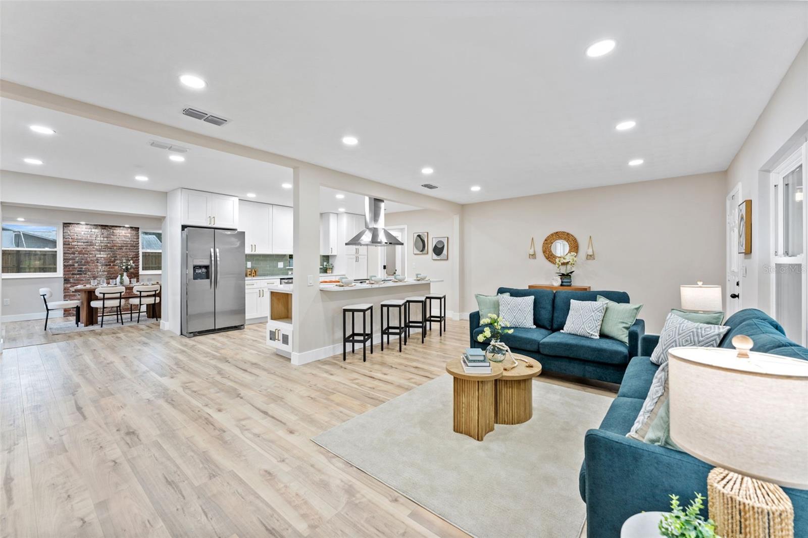 LAWTONS 1ST ADD - Residential