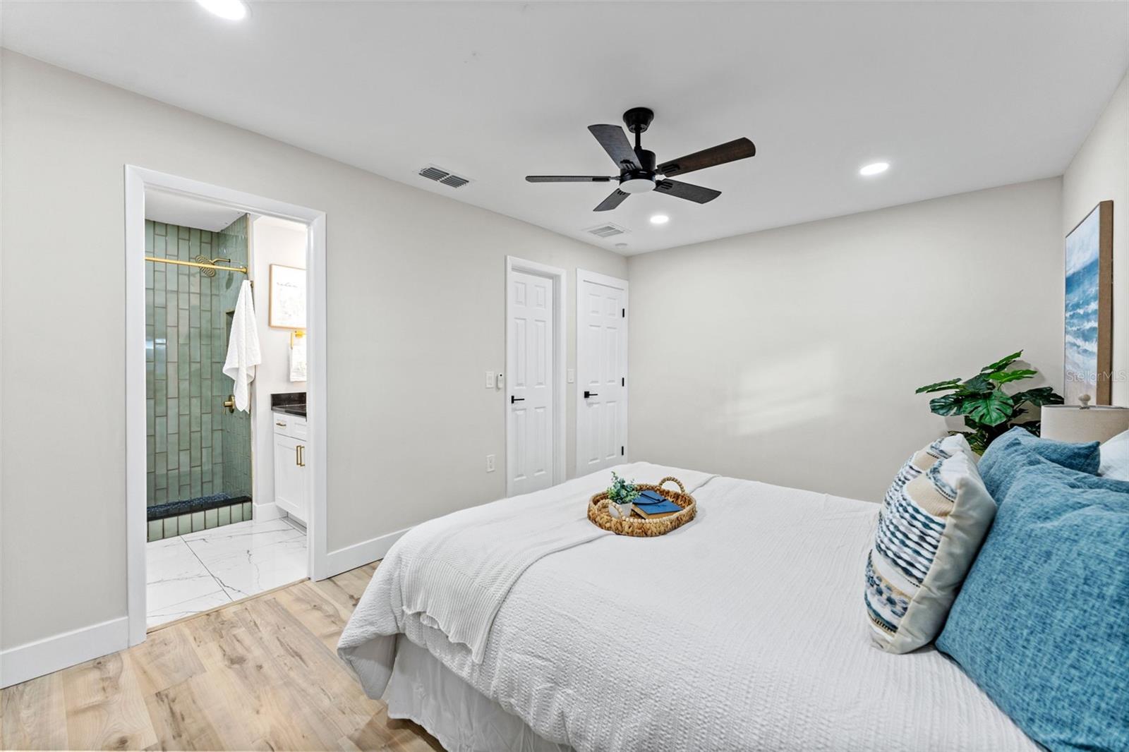 LAWTONS 1ST ADD - Residential