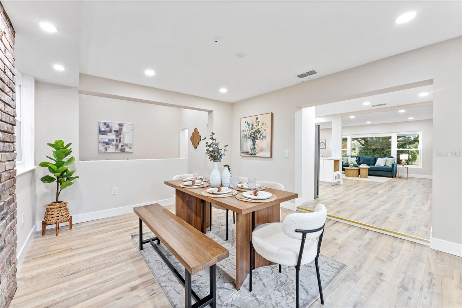 LAWTONS 1ST ADD - Residential