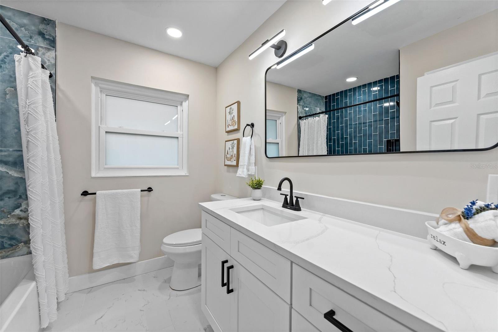 LAWTONS 1ST ADD - Residential