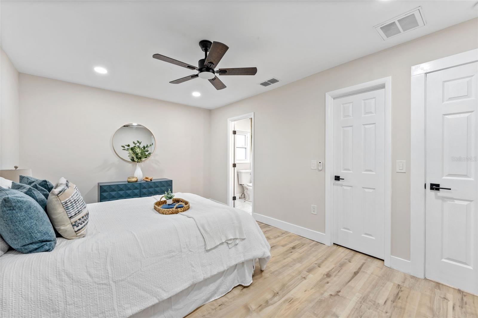 LAWTONS 1ST ADD - Residential