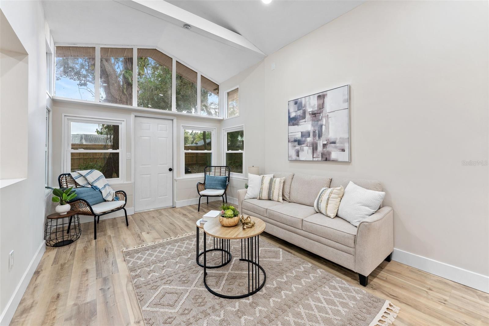 LAWTONS 1ST ADD - Residential