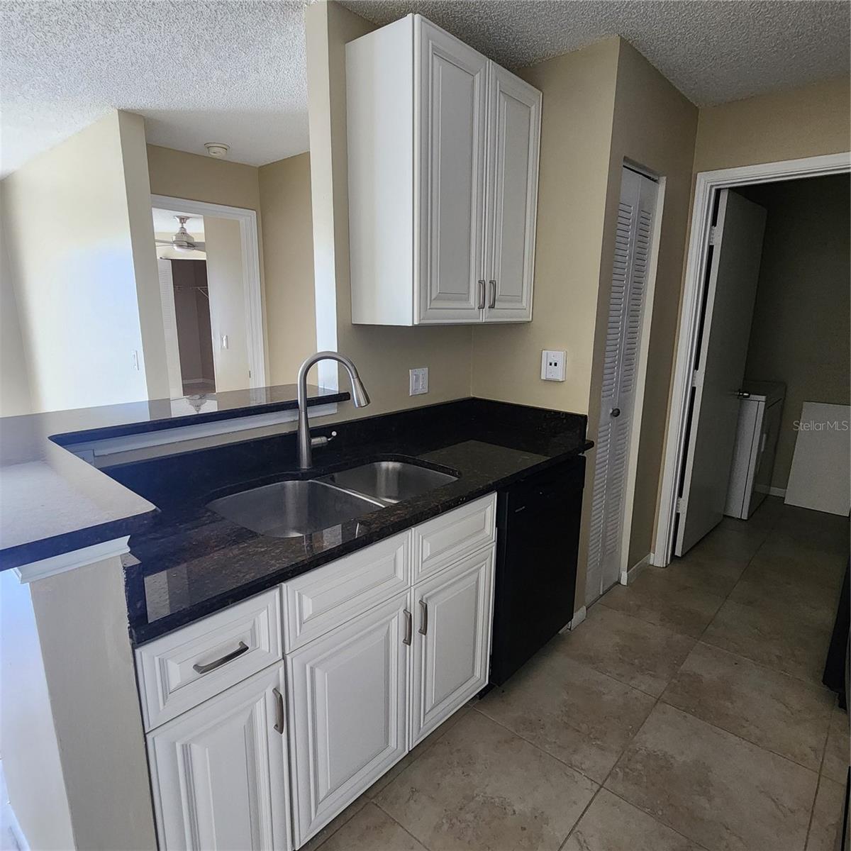 2516 GRASSY POINT DRIVE 206