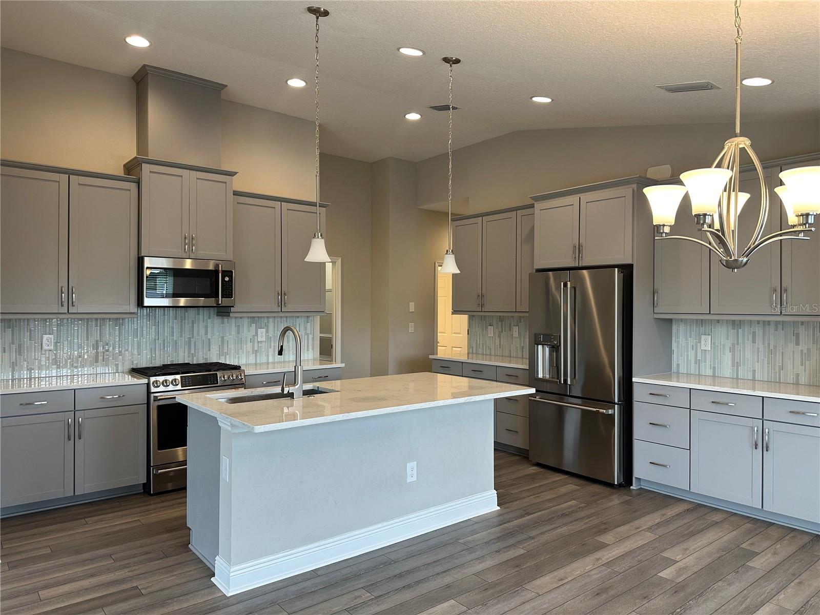 CROSSWIND POINT PH I - Residential Lease