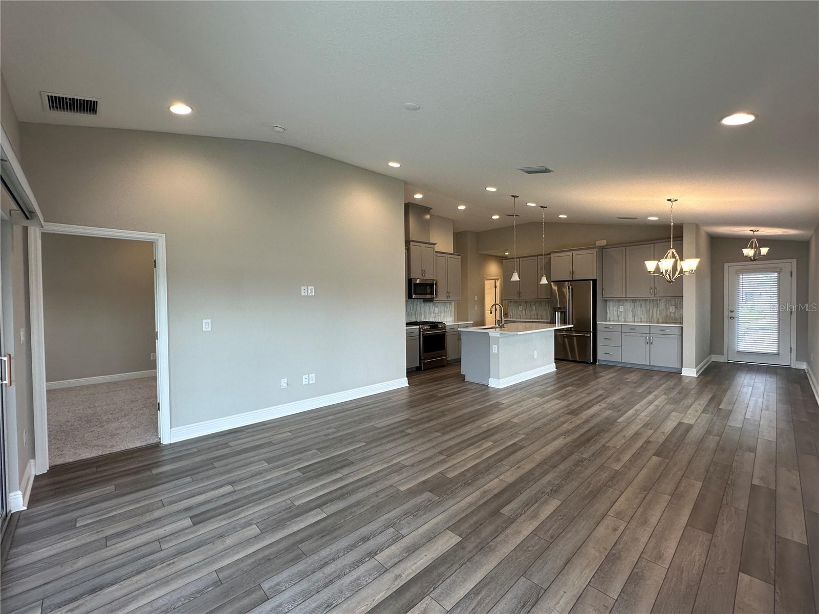 CROSSWIND POINT PH I - Residential Lease