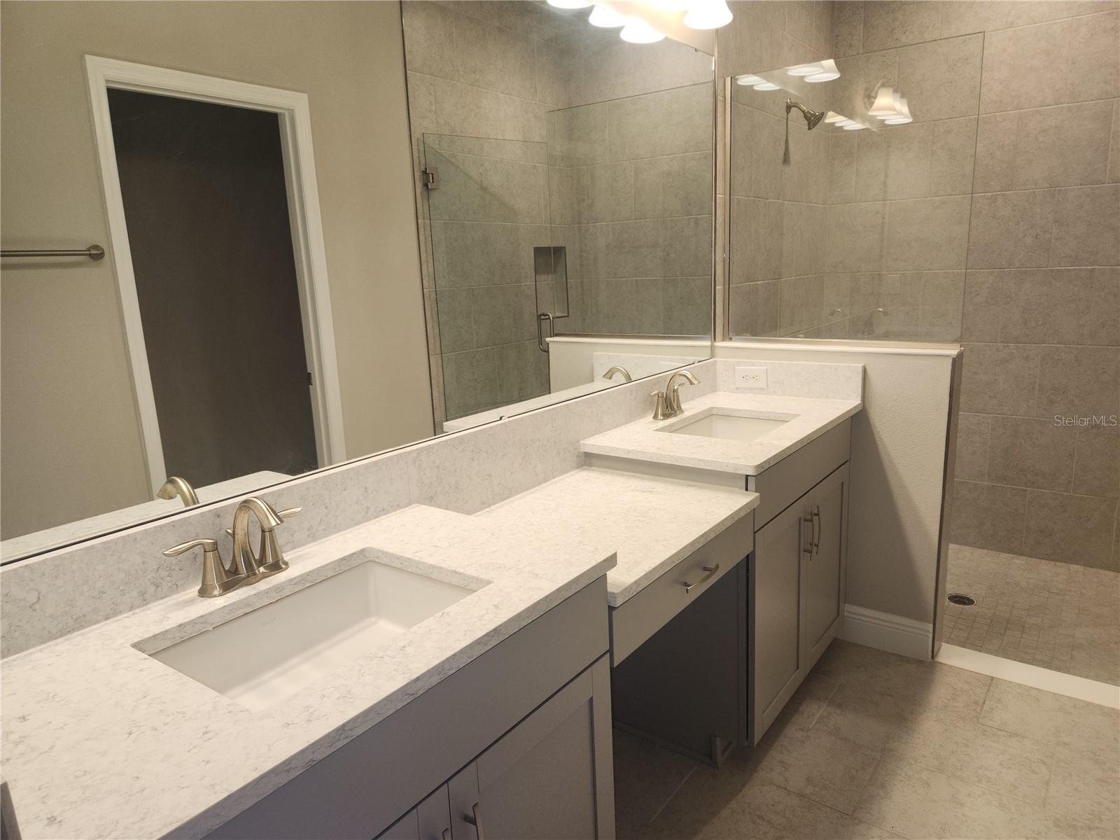 CROSSWIND POINT PH I - Residential Lease