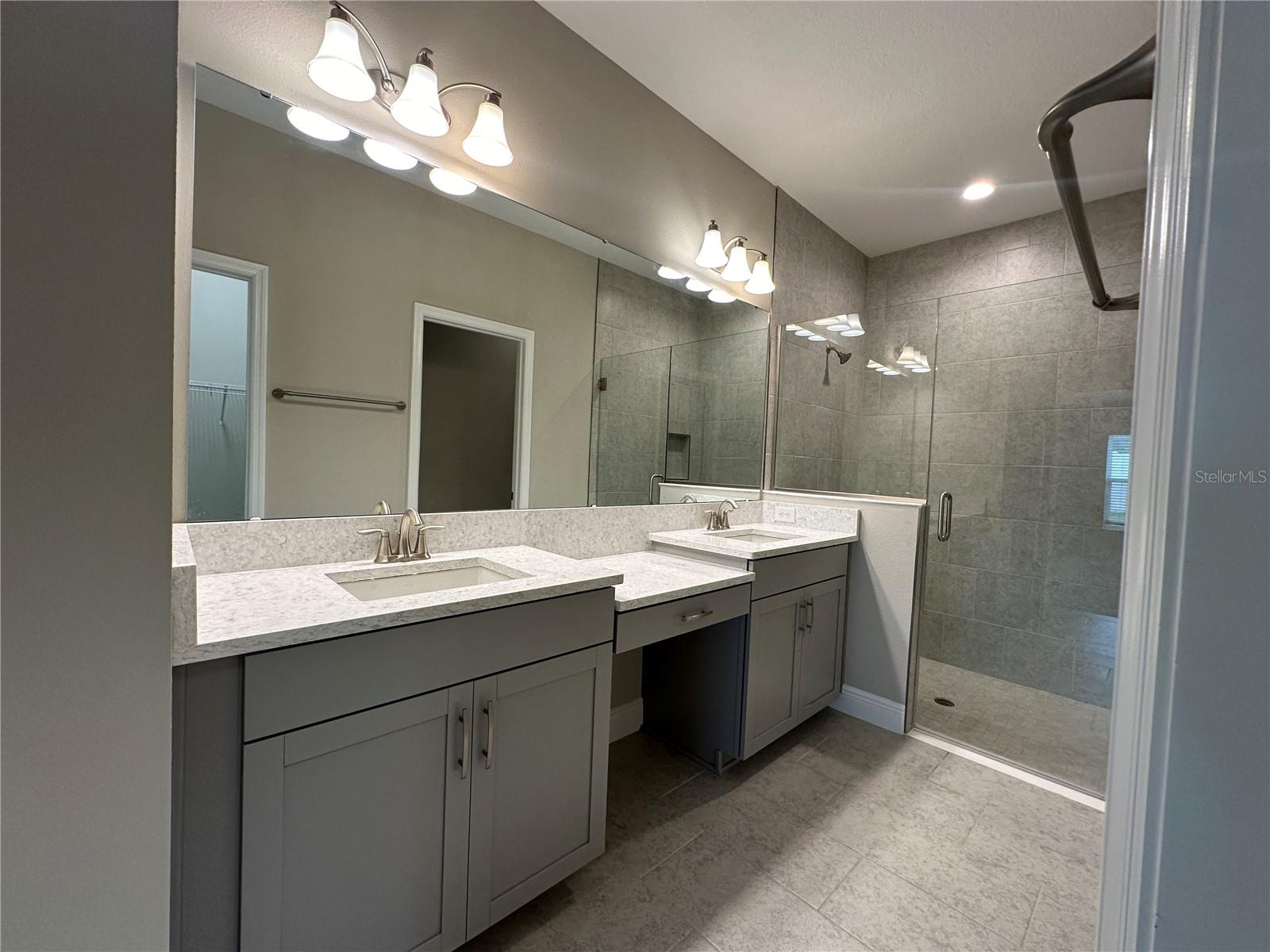 CROSSWIND POINT PH I - Residential Lease