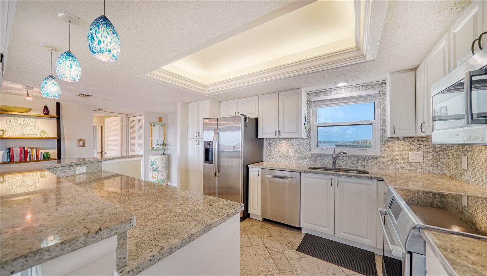 SIESTA HARBOR III - Residential