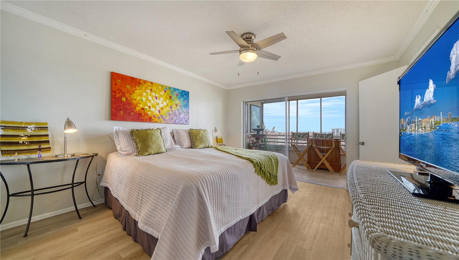 SIESTA HARBOR III - Residential