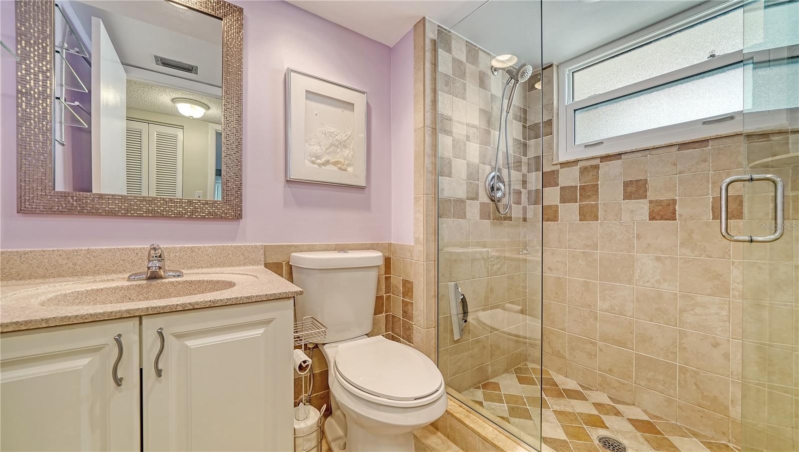 SIESTA HARBOR III - Residential