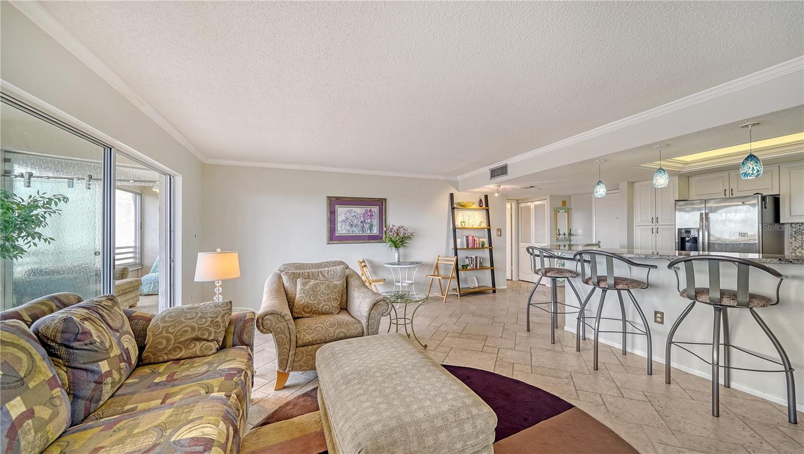 SIESTA HARBOR III - Residential