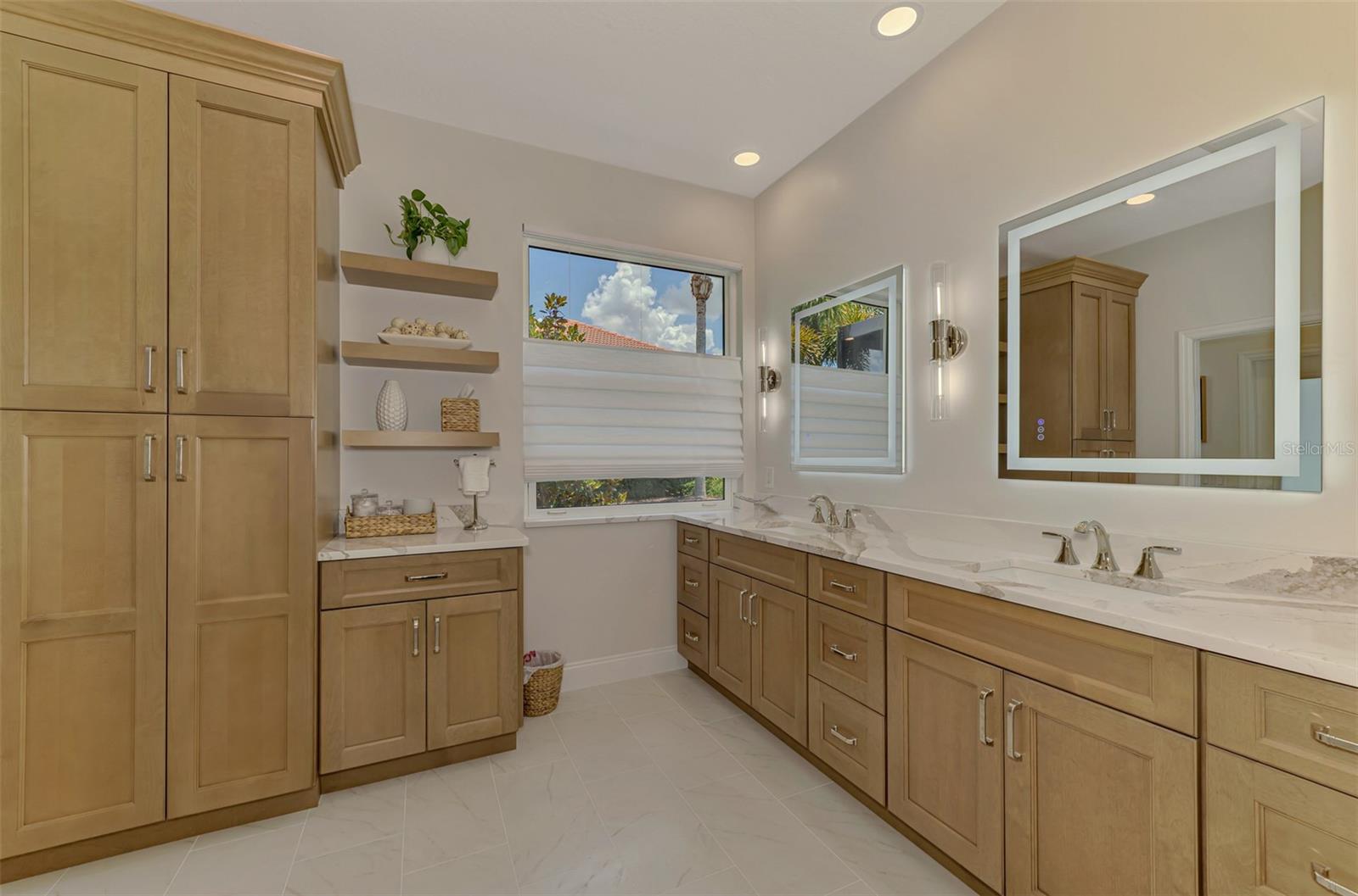LAKEWOOD RANCH COUNTRY CLUB VILLAGE R&S - Residential