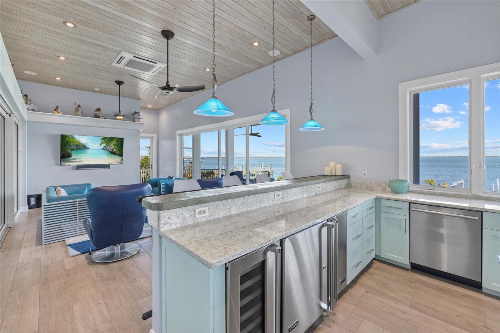 14 GROUPER HOLE DRIVE