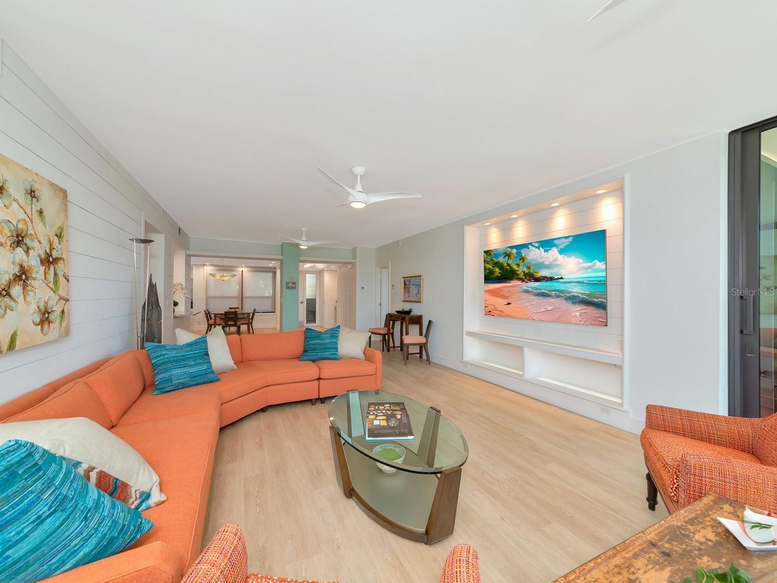 BAY PLAZA - Residential
