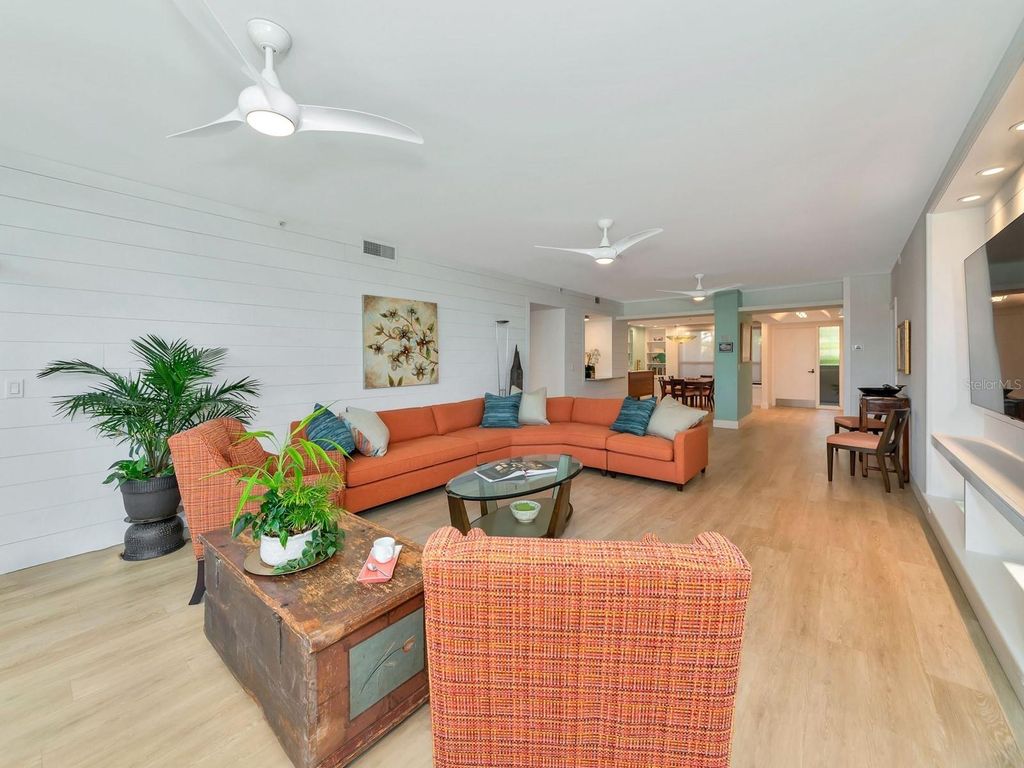 Photo of 1255 N Gulfstream Avenue #204, Sarasota, FL 34236 (MLS # A4665696)