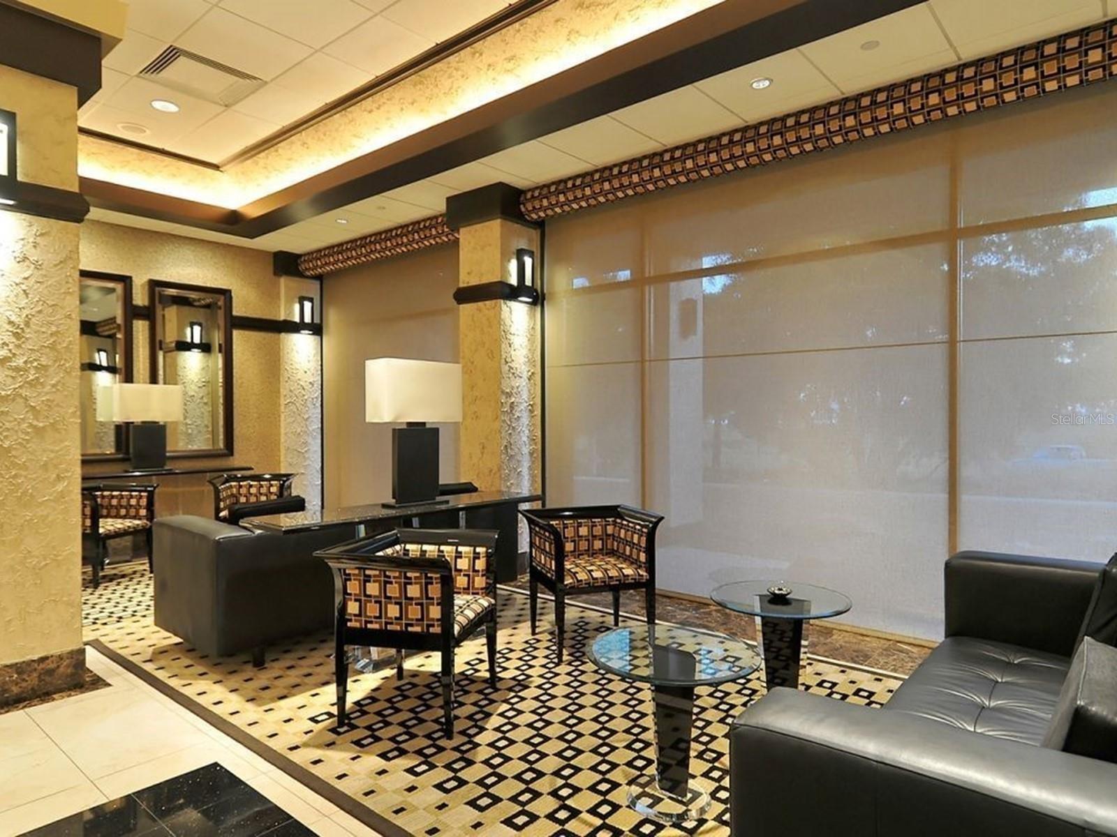 BAY PLAZA - Residential