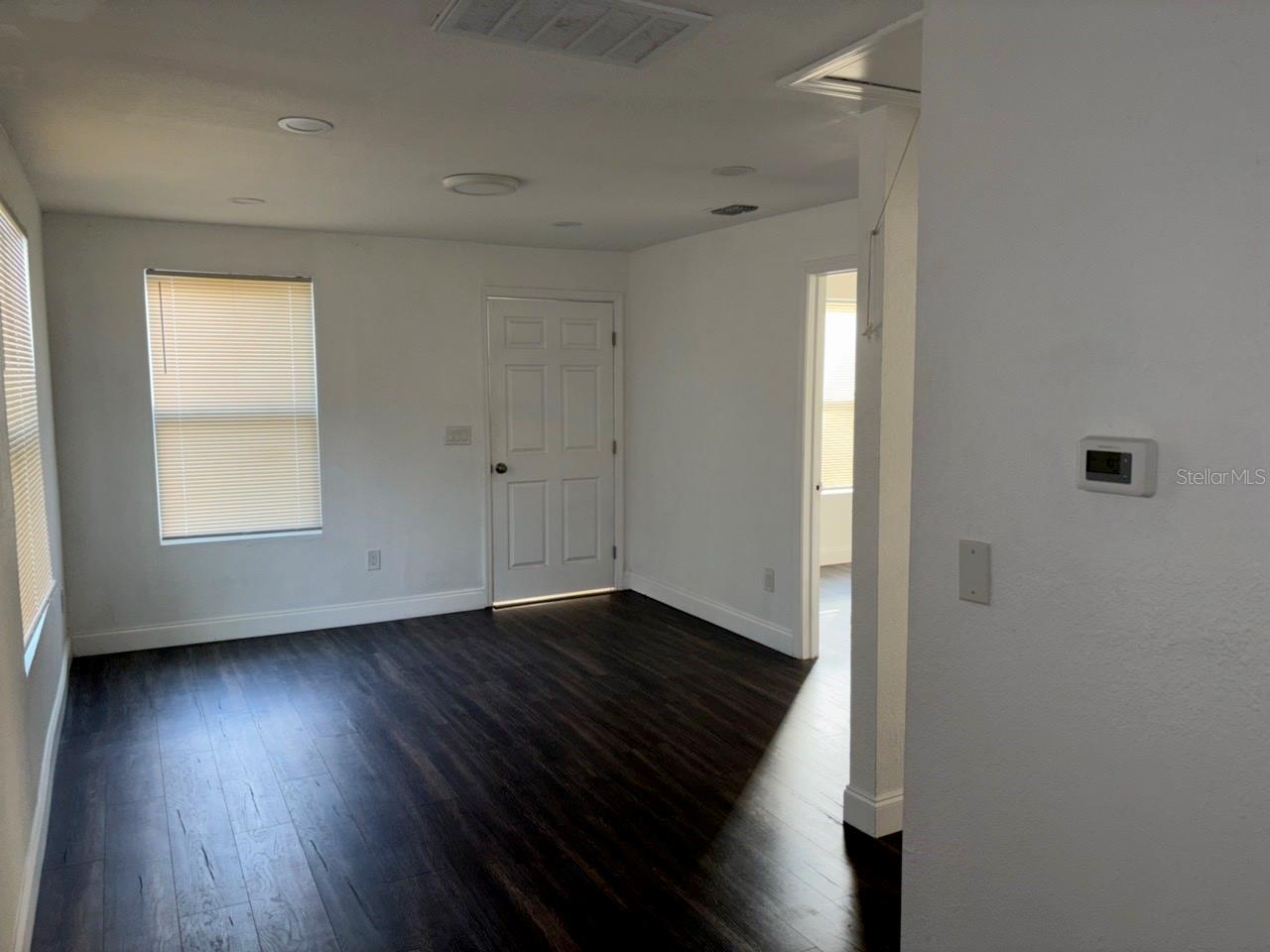 BAYNARD LEE JR 4 - Residential