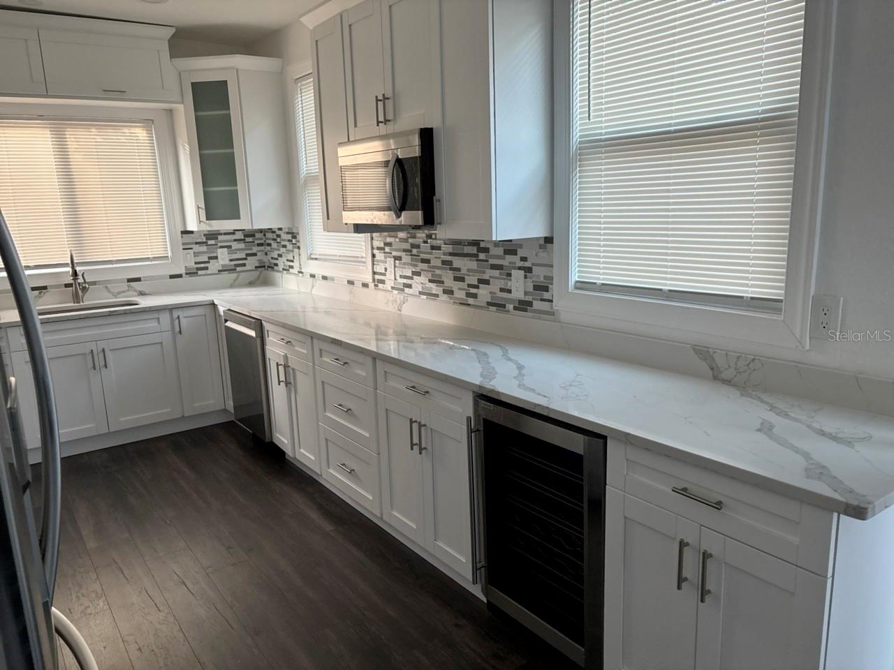 BAYNARD LEE JR 4 - Residential