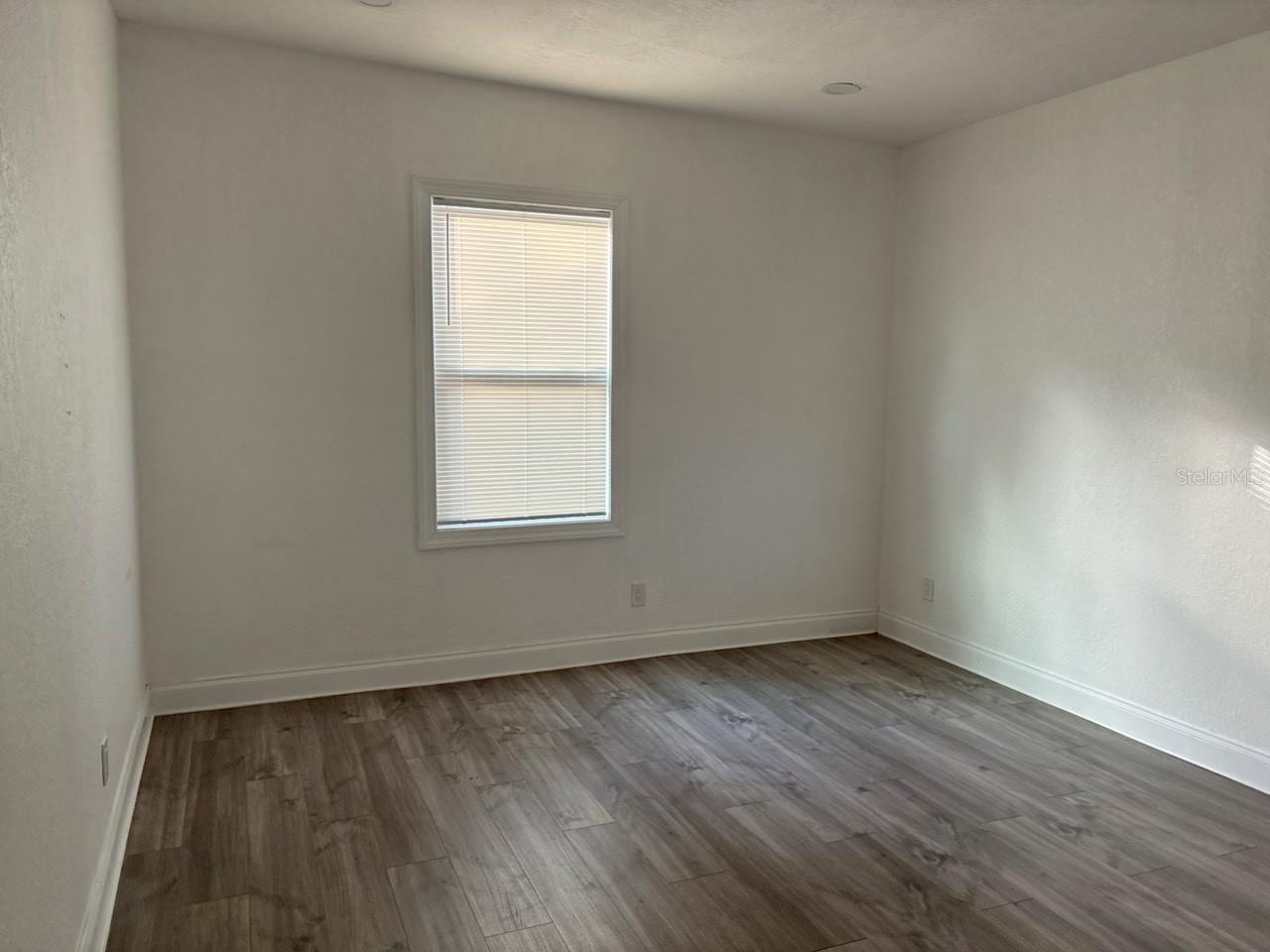 BAYNARD LEE JR 4 - Residential