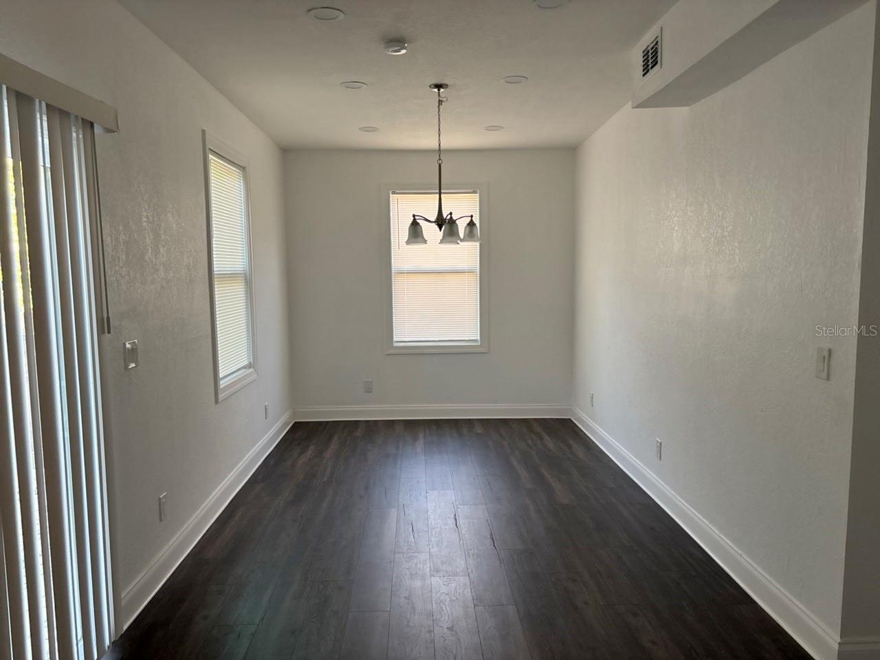 BAYNARD LEE JR 4 - Residential