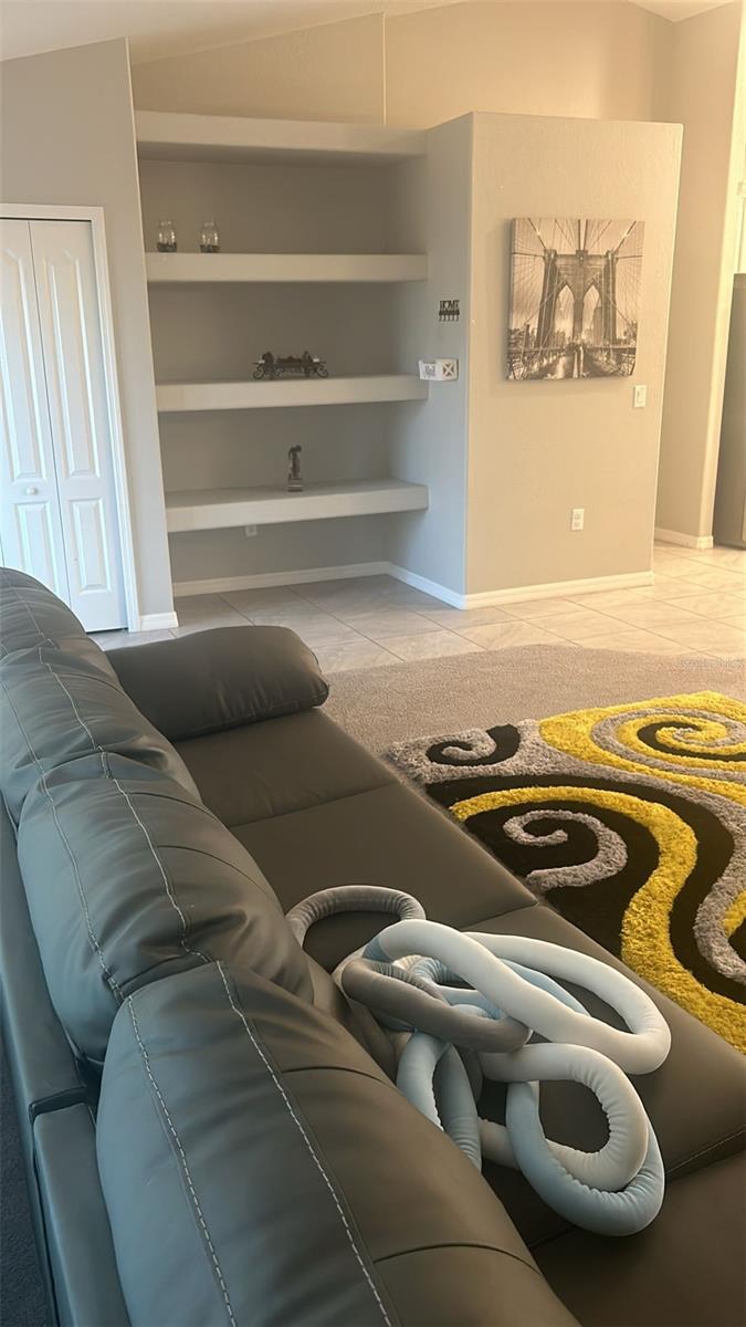 SPRING HILL - Residential Lease