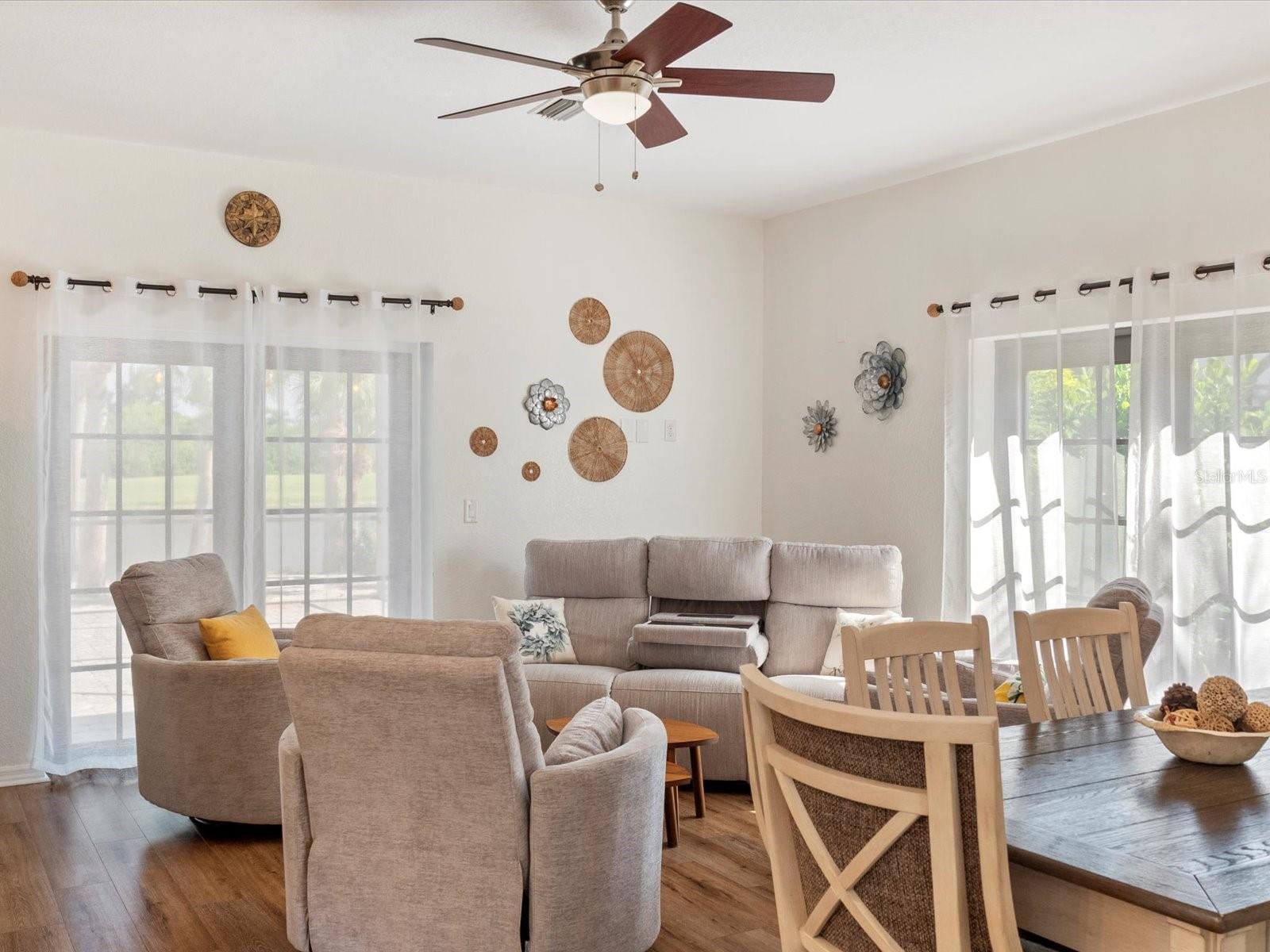 ROTONDA WEST PINE VALLEY - Residential