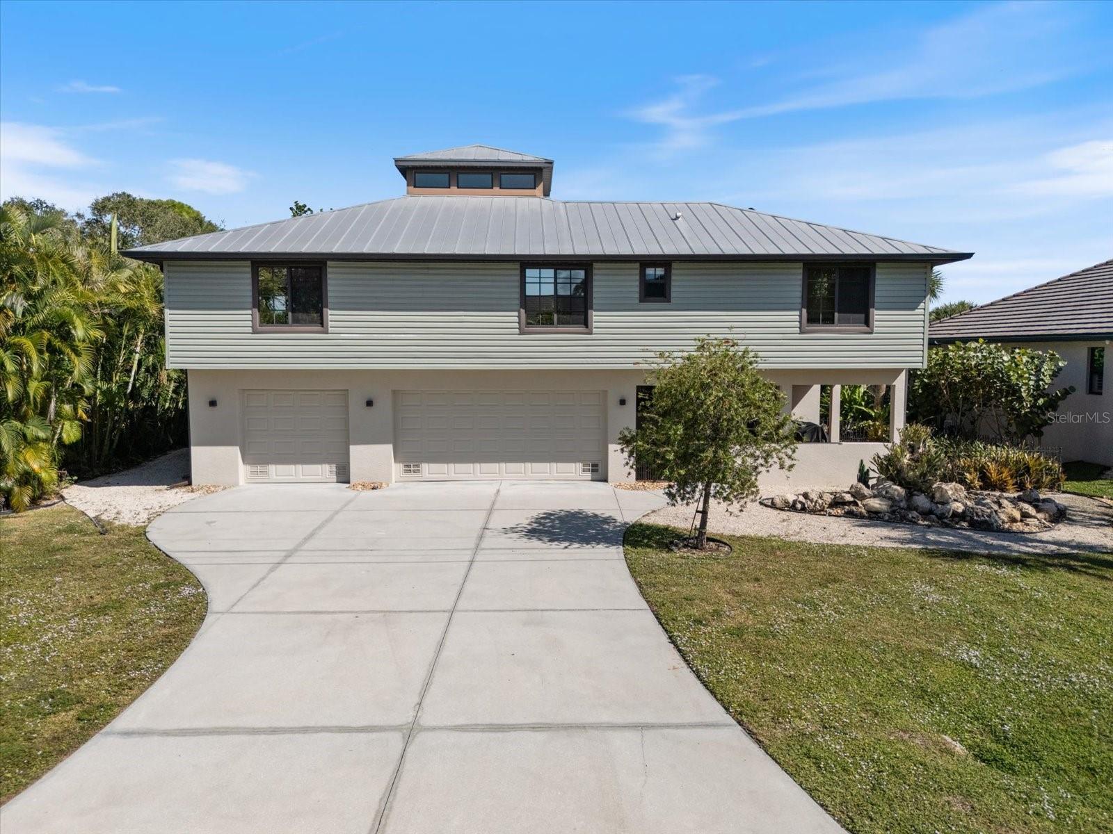 ROTONDA WEST PINE VALLEY - Residential