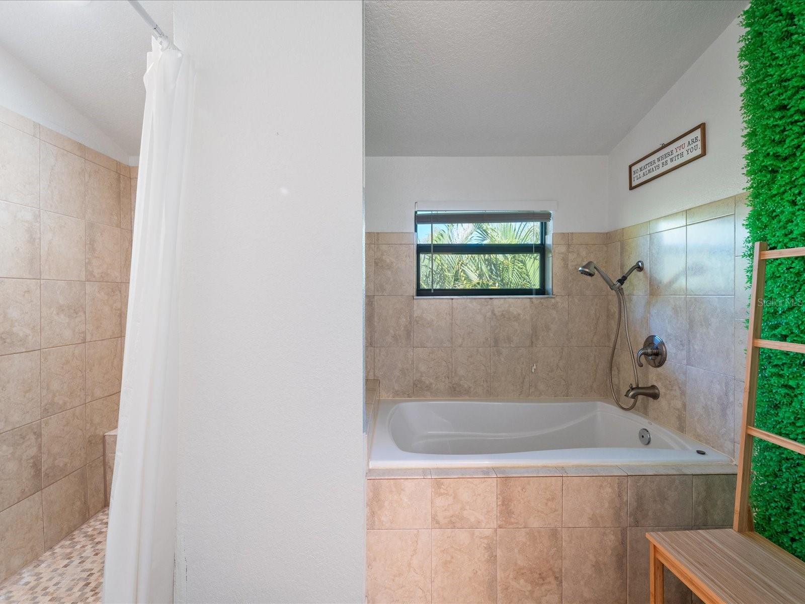 ROTONDA WEST PINE VALLEY - Residential