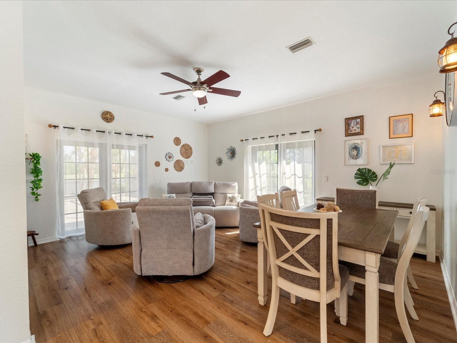 ROTONDA WEST PINE VALLEY - Residential