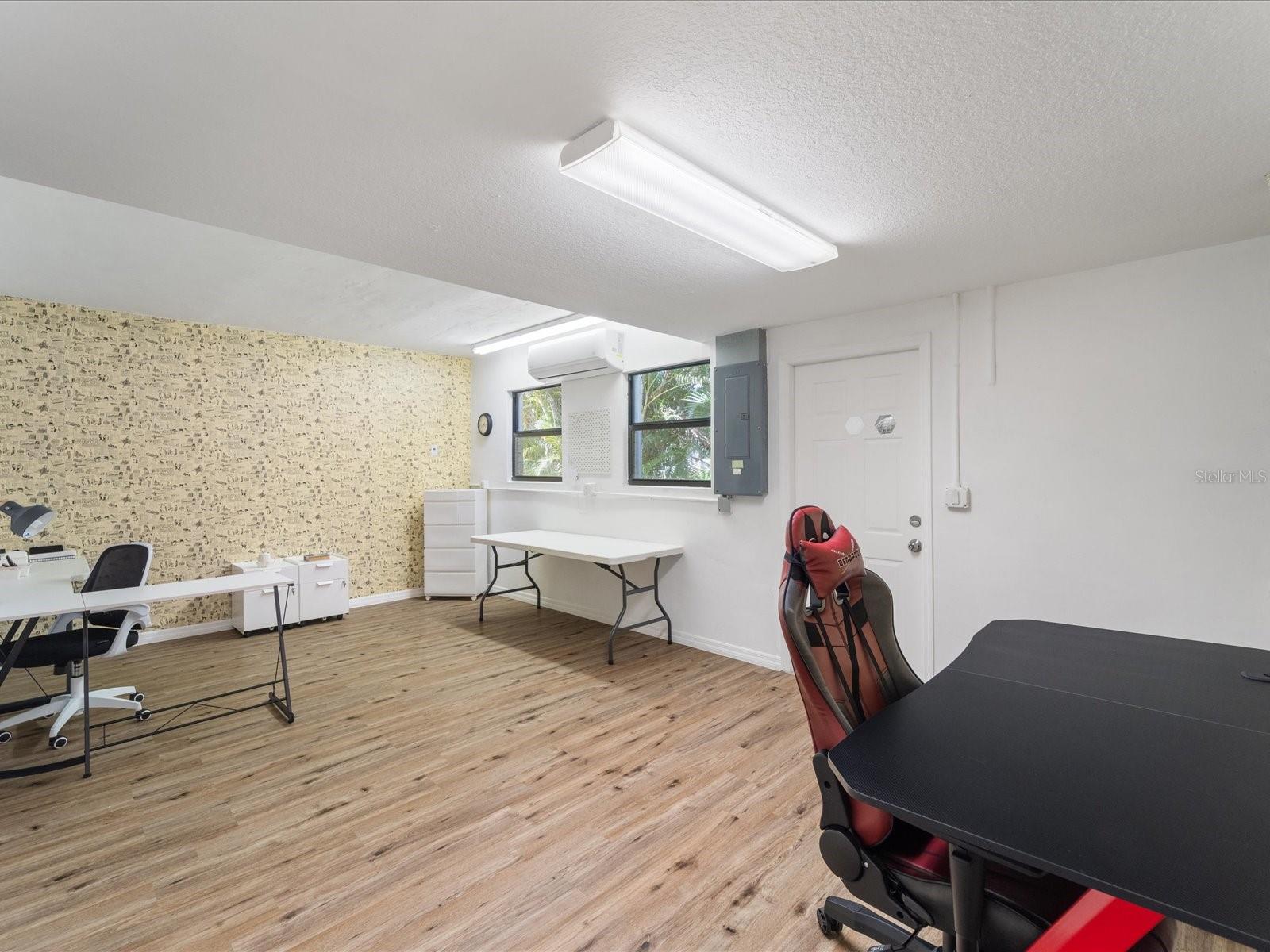 ROTONDA WEST PINE VALLEY - Residential