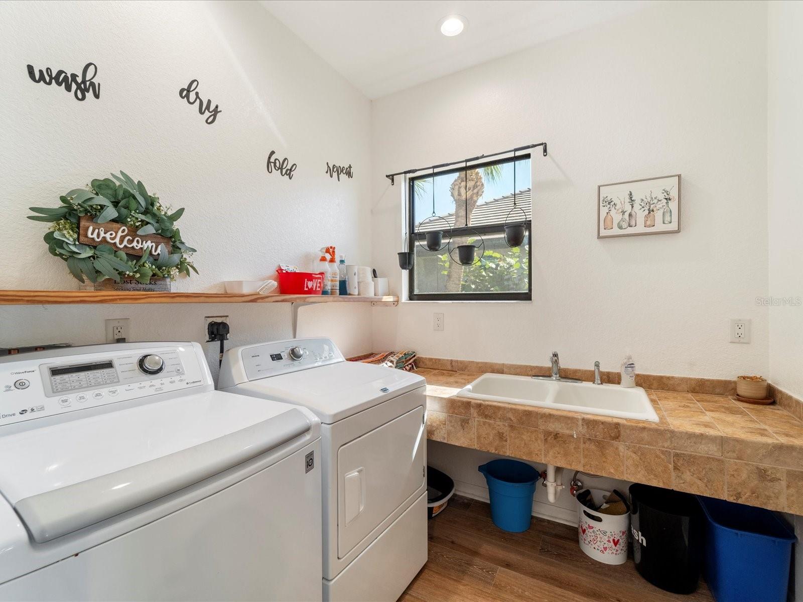 ROTONDA WEST PINE VALLEY - Residential