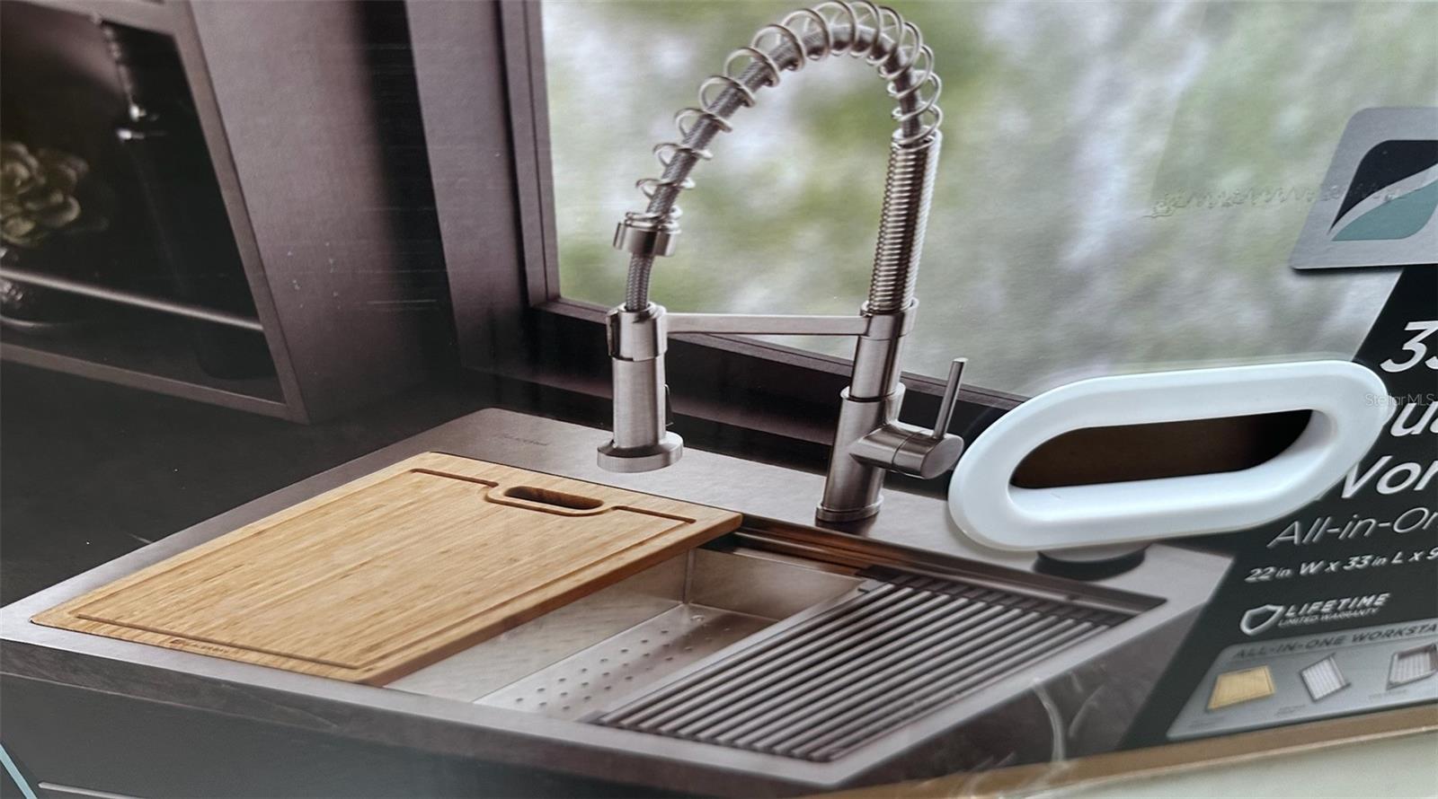 NOTTING HILL A CONDO - Residential